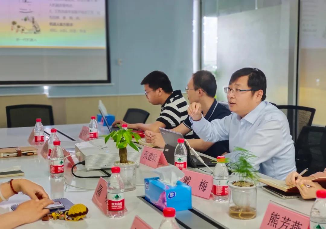 面對復雜場景、實現(xiàn)跨行業(yè)應用(圖2)